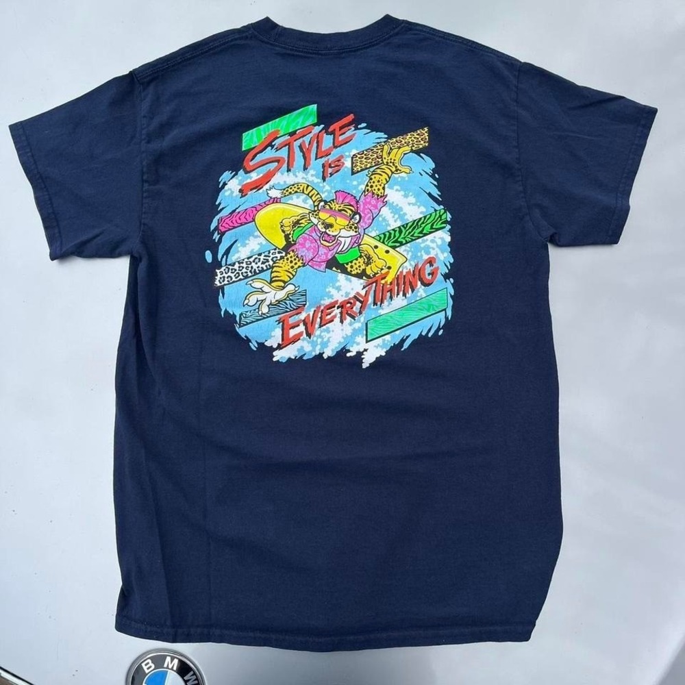 Navy blue Catch Surf crew "Style is Everything" tee #surfstyle